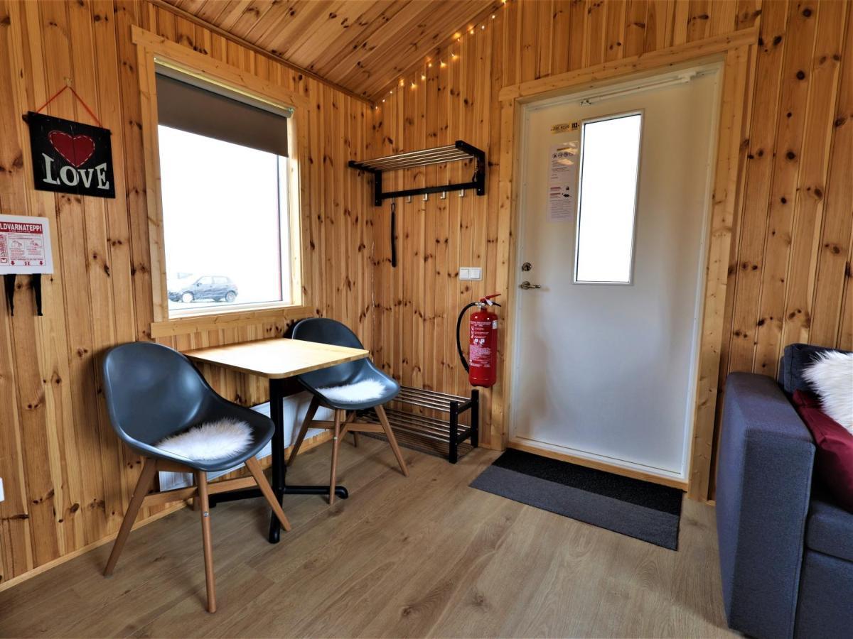 Skarth Guesthouse Saudarkrokur Bagian luar foto