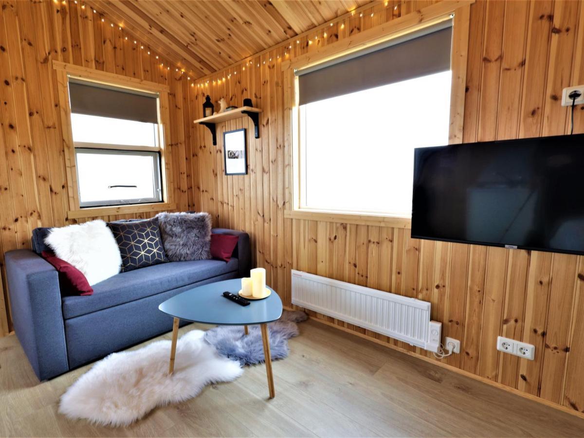 Skarth Guesthouse Saudarkrokur Bagian luar foto