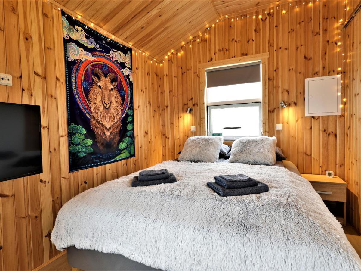 Skarth Guesthouse Saudarkrokur Bagian luar foto
