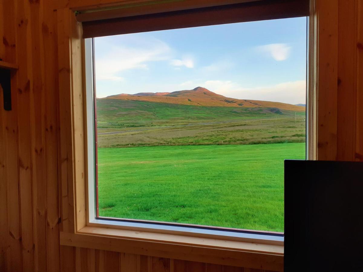 Skarth Guesthouse Saudarkrokur Bagian luar foto
